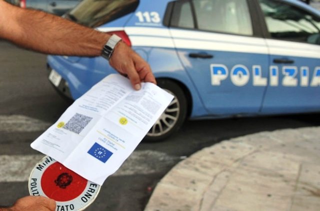 Il prefetto di Catania adotta il piano di controlli sul rispetto dell'obbligo del green pass