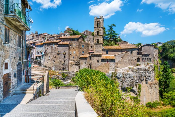 ANCI: IN SEI ANNI SPARITI 75 MILA ABITANTI, L'ESODO DEI BORGHI SVUOTATI