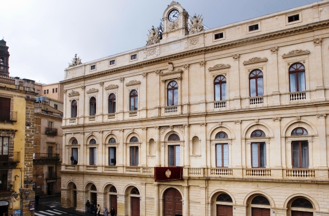 Bando a Caltagirone per la sponsorizzazione, la gestione e la manutenzione di una rotatoria