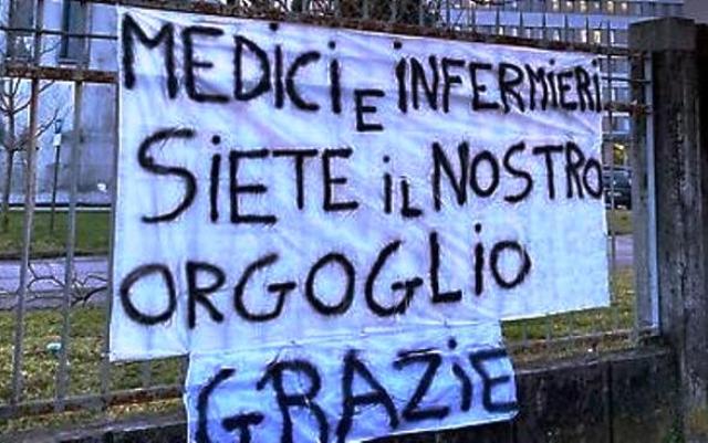 "Il personale medico e sanitario sono luce, in questo momento di accecante buio..." 