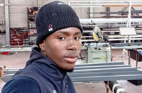 SAI "Raddusa MSNA". Il beneficiario Lamine ha partecipato al corso di formazione “MESTIERI 2.0” erogato dal Centro studi CESTA