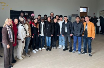 Natale di Inclusione a Mineo. Scambio di Auguri all’Istituto “Dalla Chiesa”