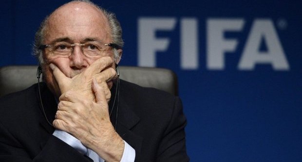 Fifa, Blatter continua a dominare la scena