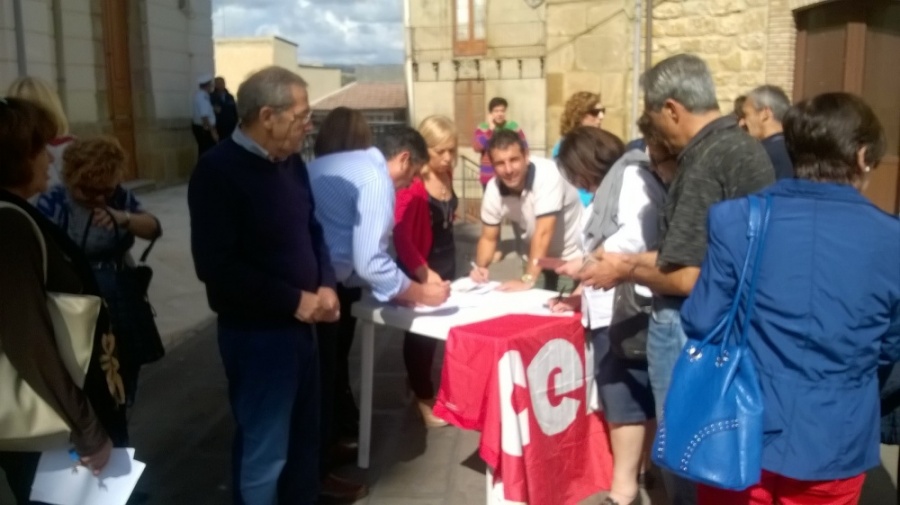 Mirabella, Sit-in di protesta dei dipendenti comunali (Video interviste)