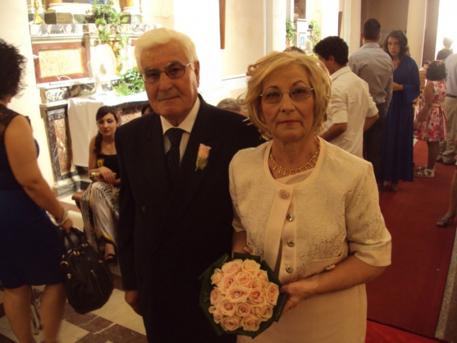 La comunità di Raddusa ha festeggiato i 50 anni di matrimonio di Luigi e Nunziatina