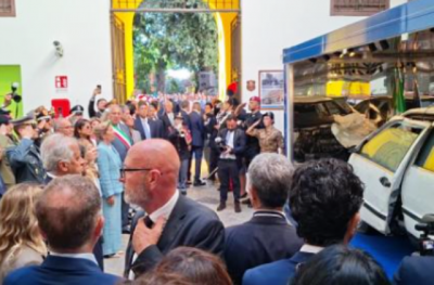 Da oggi la Fiat "Croma" di Giovanni Falcone a Palermo, Schifani: «Coltivare la memoria rappresenta impegno per il futuro»