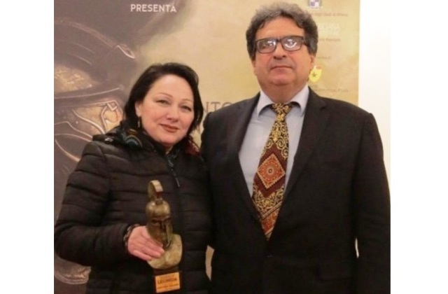 Niscemi. Il “Trofeo Leonida” è stato conferito alla brava artista pittrice Cettina Callari