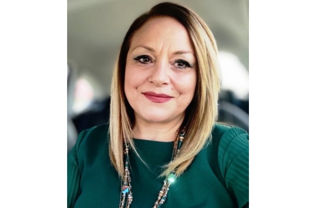 Niscemi. La scrittrice Mirella Spinello presenta la Silloge “Pensieri Riflessi”, domenica 9 giugno