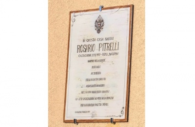 Caltagirone. Oggi, venerdì 24 marzo, ore 12, vicino lapide in memoria di Rosario Pitrelli, si commemora 79° anniv. eccidio Fosse ardeatine