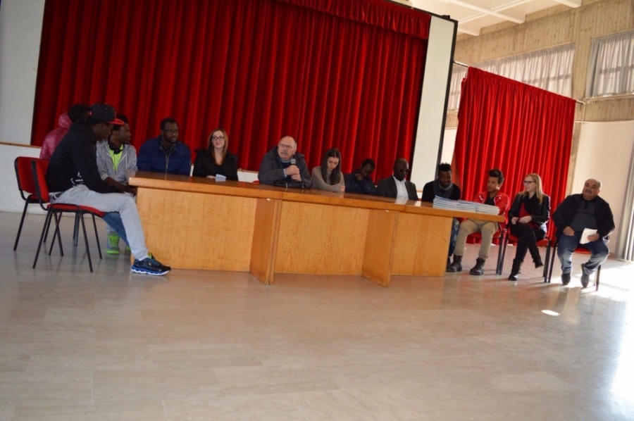 Grammichele: al Commerciale assemblea su accoglienza ed integrazione (Video)