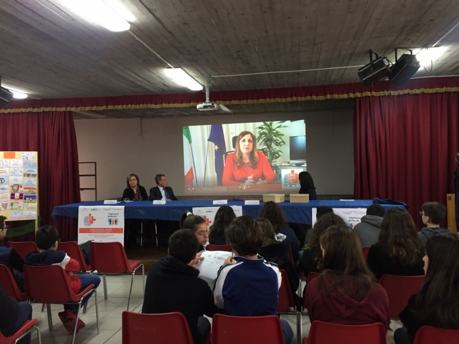 CALTAGIRONE 13 DICEMBRE 2019 SEMINARIO DI PRESENTAZIONE DEL PROGETTO "I FIGLI HANNO DIRITTO DI..." - LA CARTA DEI DIRITTI DEI FIGLI NELLA SEPARAZIONE DEI GENITORI