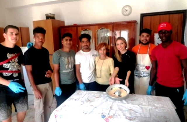 SAI "Vizzini Ordinari" di Raddusa. Nayem, 18 anni, scrive sulle "differenze tra l'Italia ed il Bangladesh" che riguardano cibi e dolci