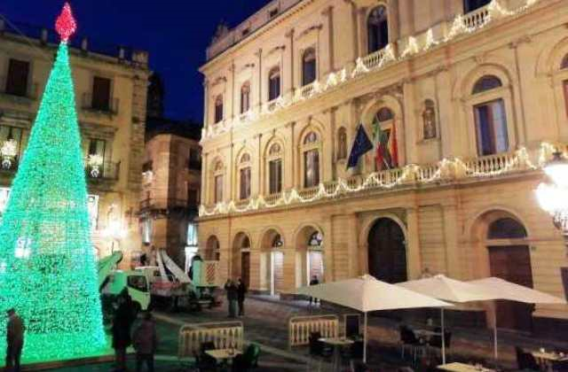 Mercatini di Natale a Caltagirone: entro le ore 13 di giovedì 25 novembre le domande  per la concessione del posteggio temporaneo