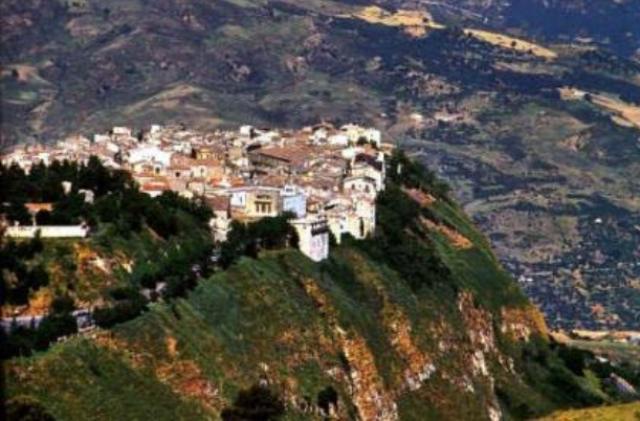 Comuni montani, dal governo Musumeci 100 milioni per il credito d’imposta alle aziende