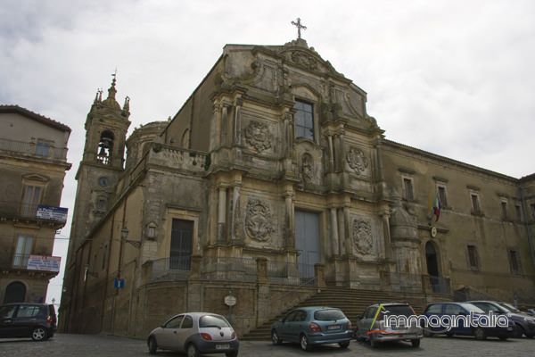 Caltagirone: sabato messa del cardinale Bagnasco