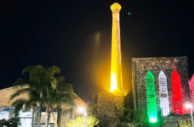 Alle "Ciminiere" di Catania, nuovo impianto di illuminazione con i colori del calendario civico