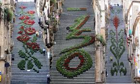 Caltagirone con uno stand, dal 13 al 15 maggio, all’Infiorata di Noto