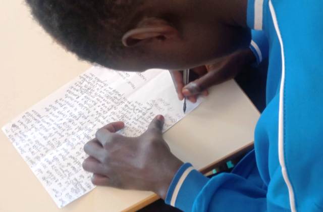 SAI “Raddusa MSNA”: il gambiano Omar, 17 anni, esprime la "la sua felicità e gratitudine" verso l'equipe del centro che lo ospita