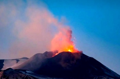 Emergenza "Etna":  transfer e treni speciali da Comiso, Trapani e Palermo per Catania