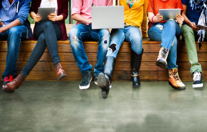 Le paure, i sogni e le speranze dei giovani nel report "Generazione 18" di Sicilian Post e Fondazione DSE