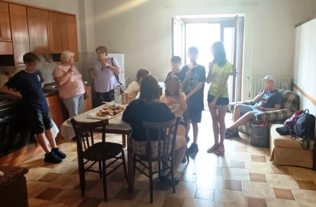 La Coop. "San Francesco" ha accolto 8 bambini ucraini e 2 madri-educatrici, fuggiti dall'orrore della guerra. Li ospita a San Michele di Ganzaria