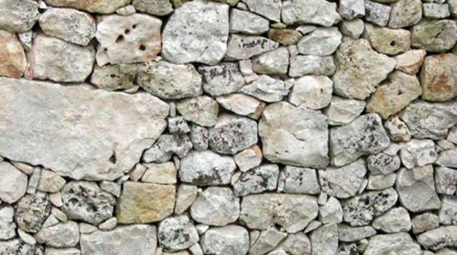 UNESCO, inserisce nella lista Pratica rurale dell’arte dei muretti a secco