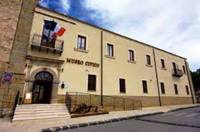 Al Museo civico di Niscemi l'incontro “Giardini in arte”, alle 17 di oggi, sabato 8 ottobre, nella giornata nazionale "Amici dei musei italiani"