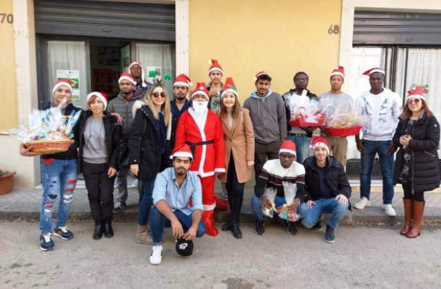 SAI "Vizzini Ordinari" di Raddusa. Nnamdi (18 anni, Nigeria): "Felice di aver festeggiato il Natale in questa piccola comunità, perché qui la festa è molto sentita"