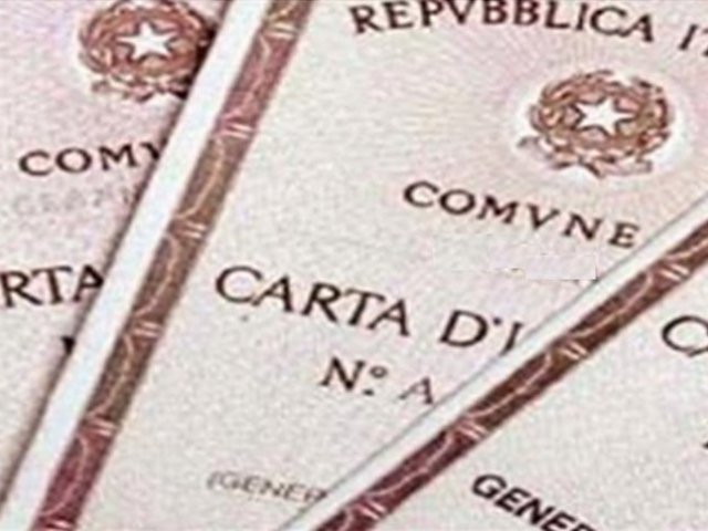 Comune di Trapani, rubate 1.000 carte di identità bianche