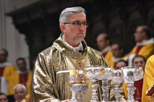 Vescovo Caltagirone: Ordinazione presbiteri e Messa "Crismale" per Dedicazione Cattedrale