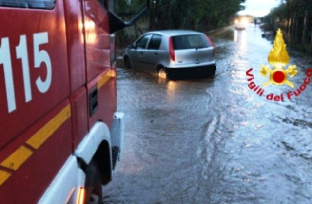 Allerta meteo: per giovedì 28 e venerdì 29 ottobre, il sindaco di Caltagirone  dispone la chiusura di scuole, edifici comunali, aree a verde pubblico, cimitero, impianti sportivi e uffici giudiziari. 